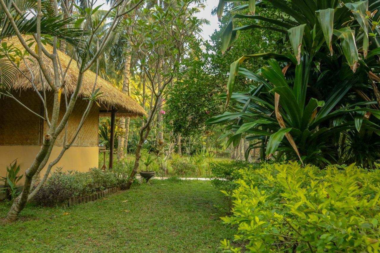 Lendang Eco Lodge Senggigi Exterior photo